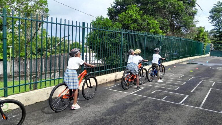 WhatsApp Image 2025-09-13 at 18.10.37 (4)